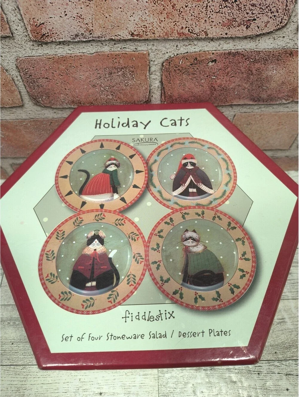 Oneida Sakura Fiddlestix Christmas HOLIDAY CATS 8 1/4